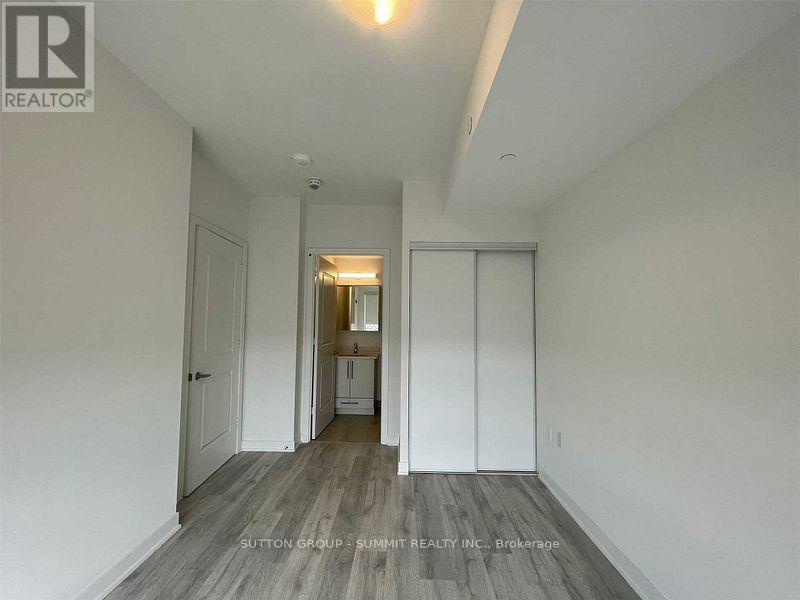 301 - 4655 Metcalfe Avenue, Mississauga, Ontario  L5M 0Z7 - Photo 10 - W12641148