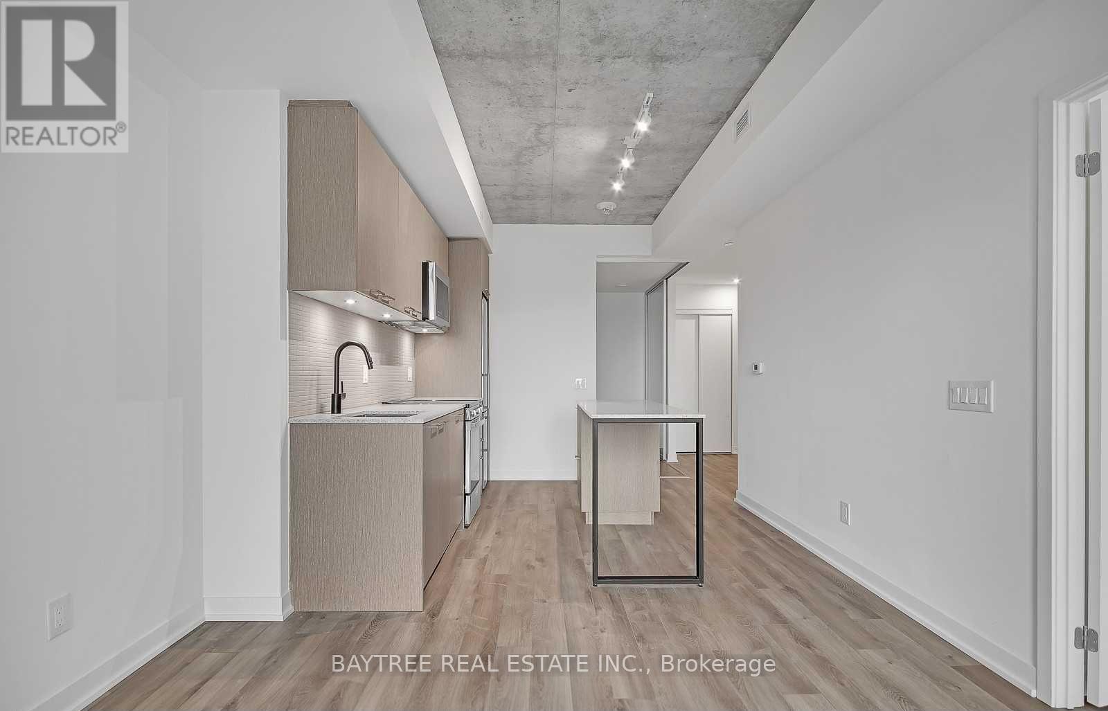 316 - 1808 St Clair Avenue W, Toronto, Ontario  M6N 0C1 - Photo 7 - W12641164