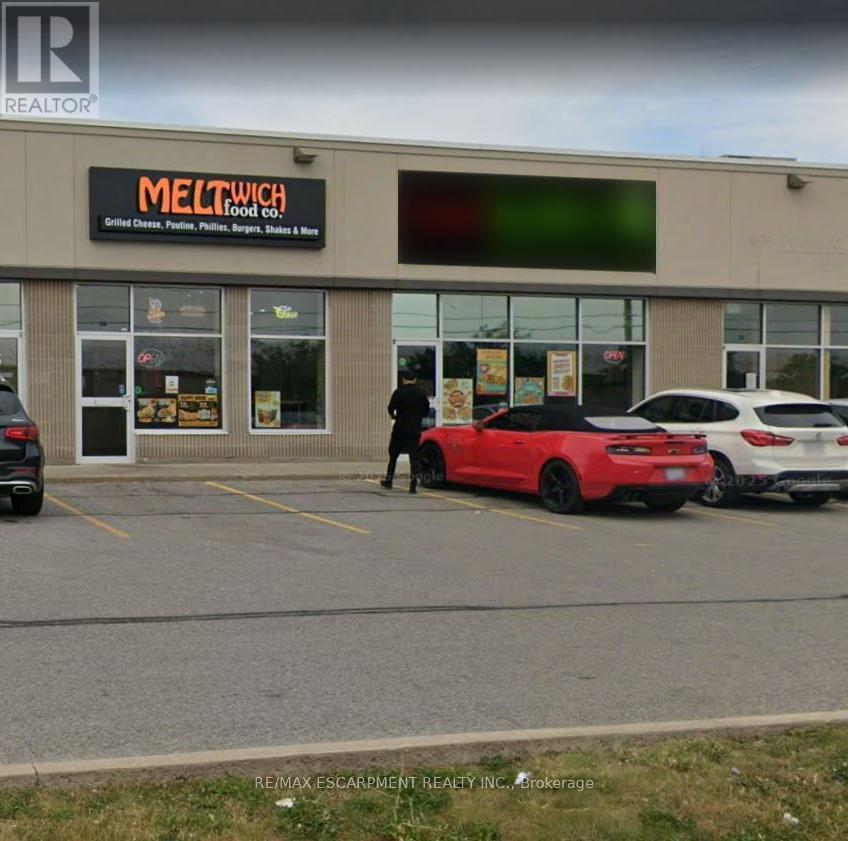 34 - 9 Pine Street N, Thorold, Ontario  L2V 3Z9 - Photo 2 - X12641136