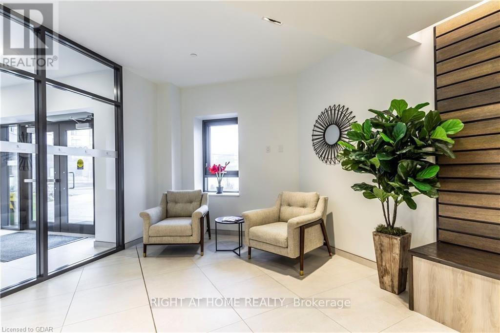 109 - 332 Gosling Gardens, Guelph, Ontario  N1L 0P8 - Photo 4 - X12641158