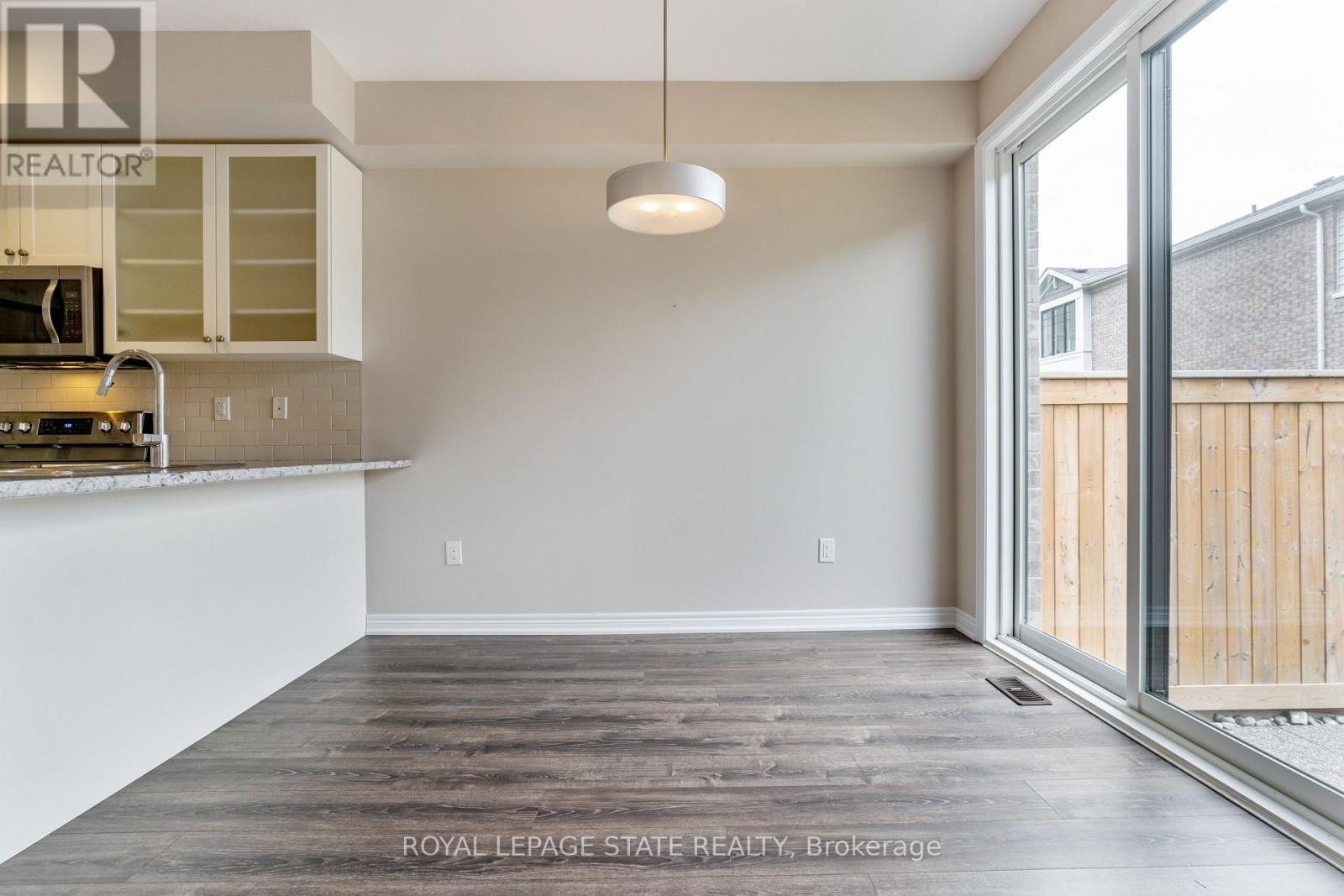 27 Waterview Lane, Grimsby, Ontario  L3M 0H2 - Photo 8 - X12641208