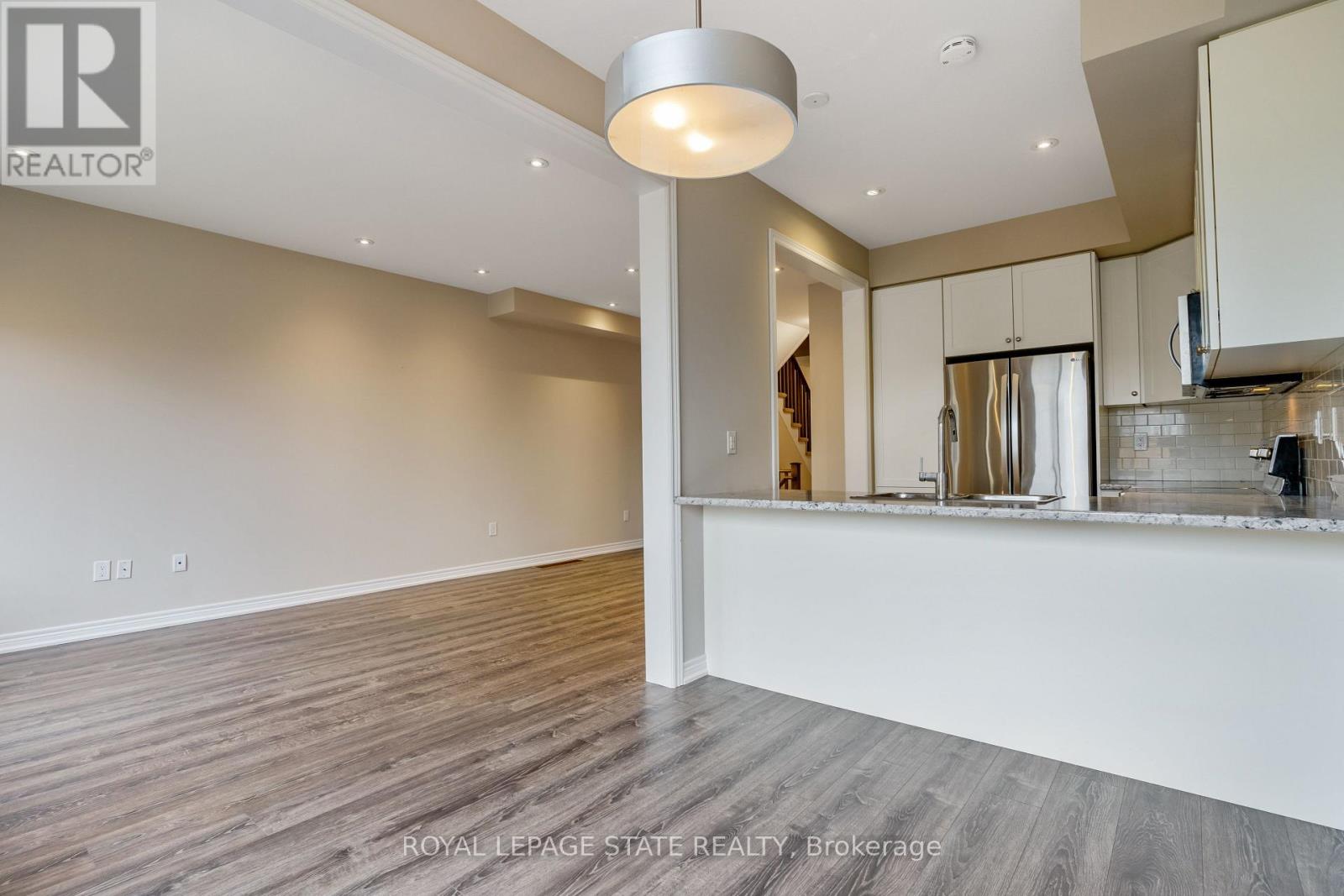 27 Waterview Lane, Grimsby, Ontario  L3M 0H2 - Photo 9 - X12641208