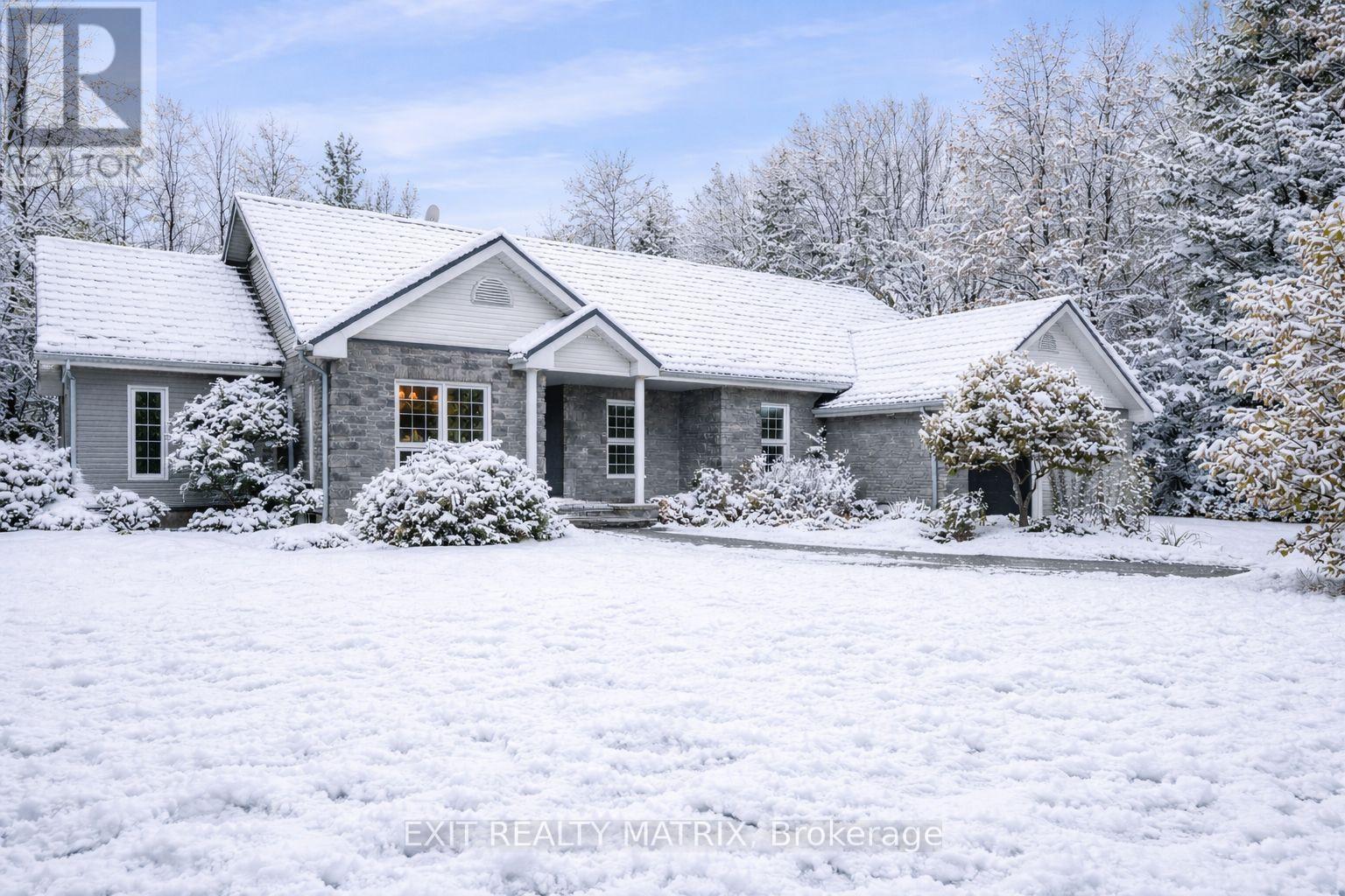 1736 GROVES ROAD, Russell, Ontario