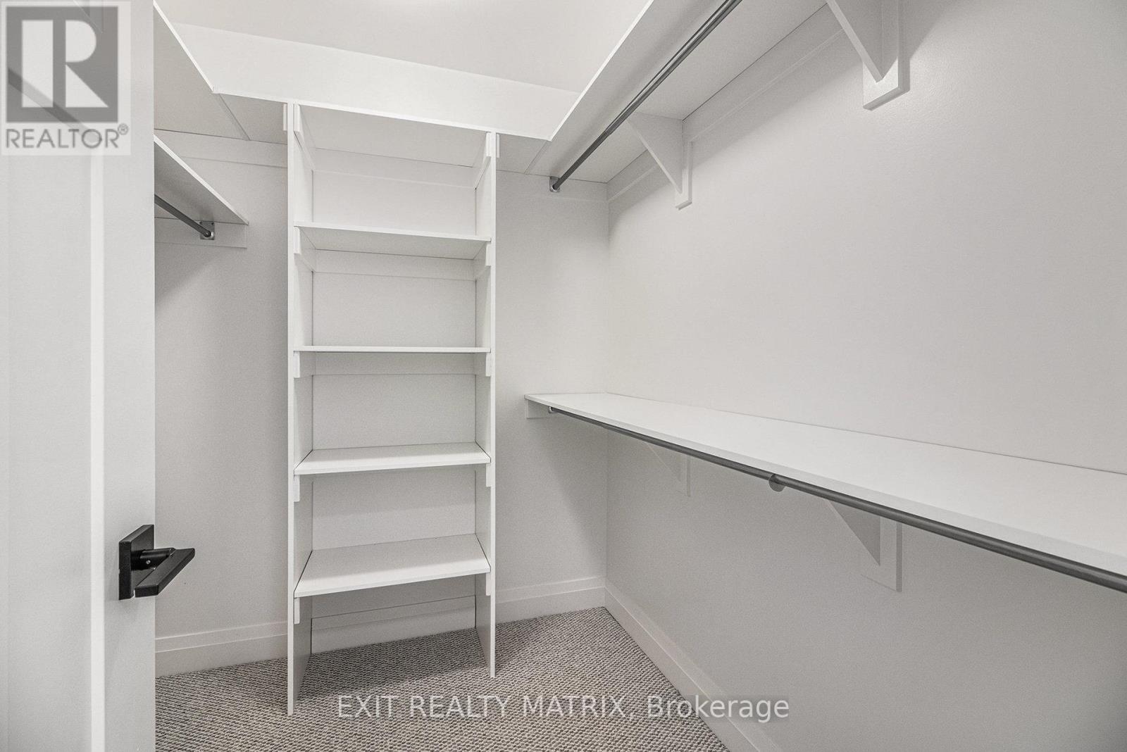 1375 Fribourg Street, Russell, Ontario  K0A 1W0 - Photo 14 - X12427468