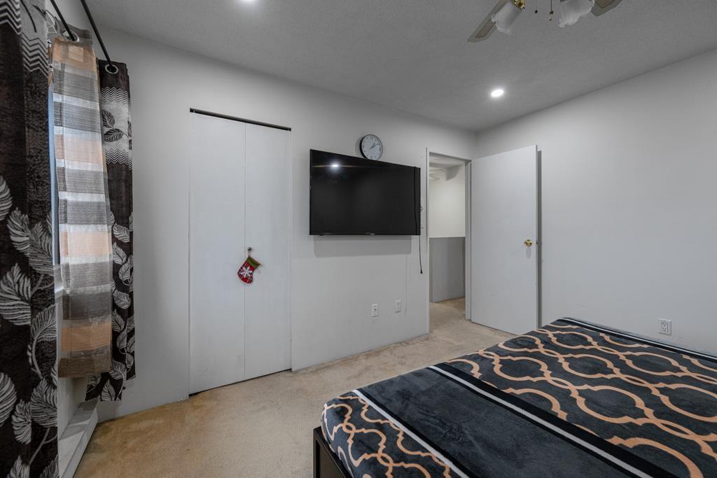 7366 128a Street, Surrey, British Columbia  V3W 7G9 - Photo 11 - R3074357