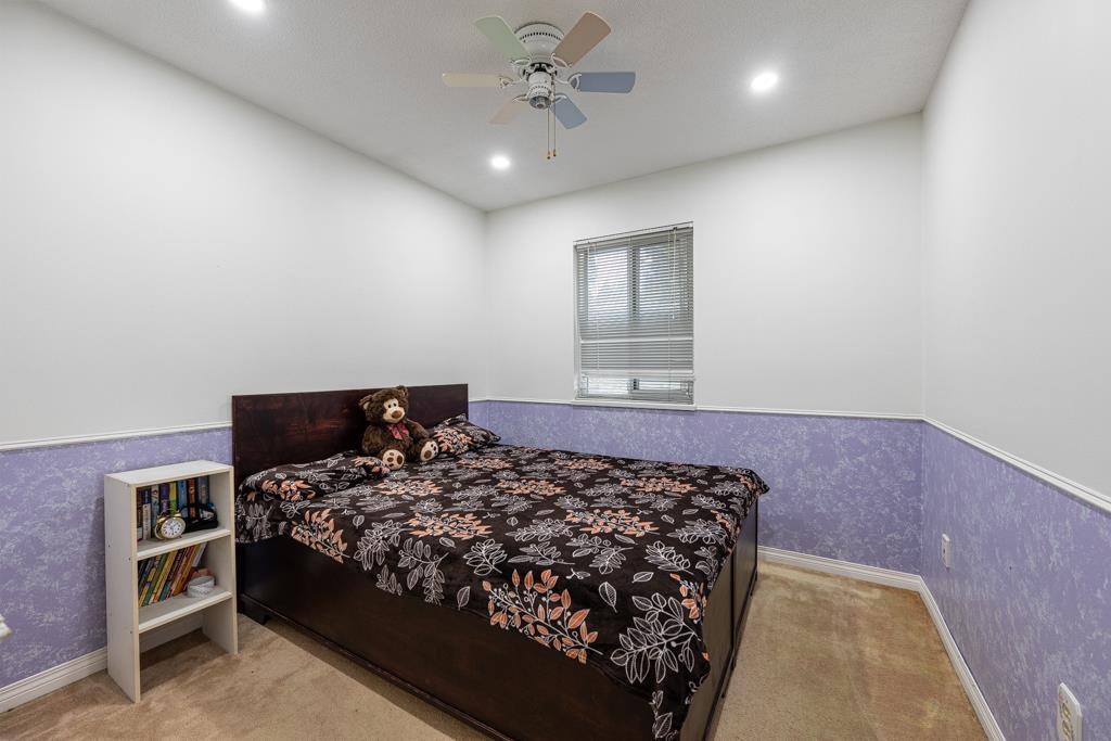 7366 128a Street, Surrey, British Columbia  V3W 7G9 - Photo 12 - R3074357