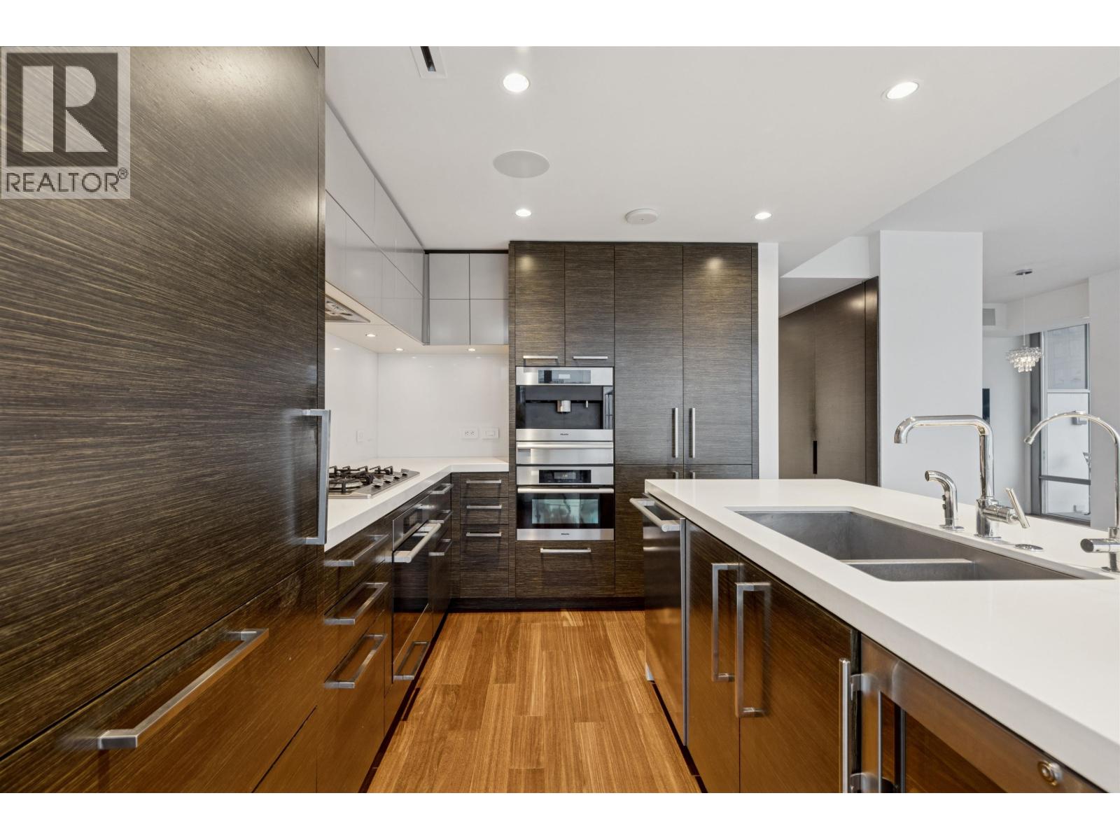 2702 667 Howe Street, Vancouver, British Columbia V6C 0B5 - Photo 17 - R3072137