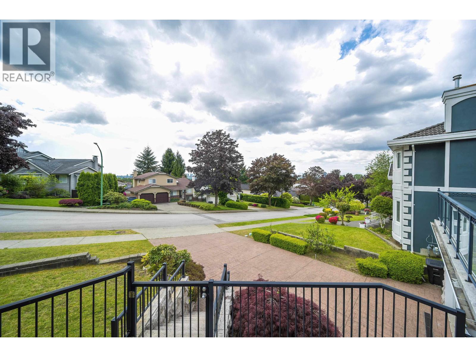 7353 Union Street, Burnaby, British Columbia V5A 1J1 - Photo 2 - R3042177