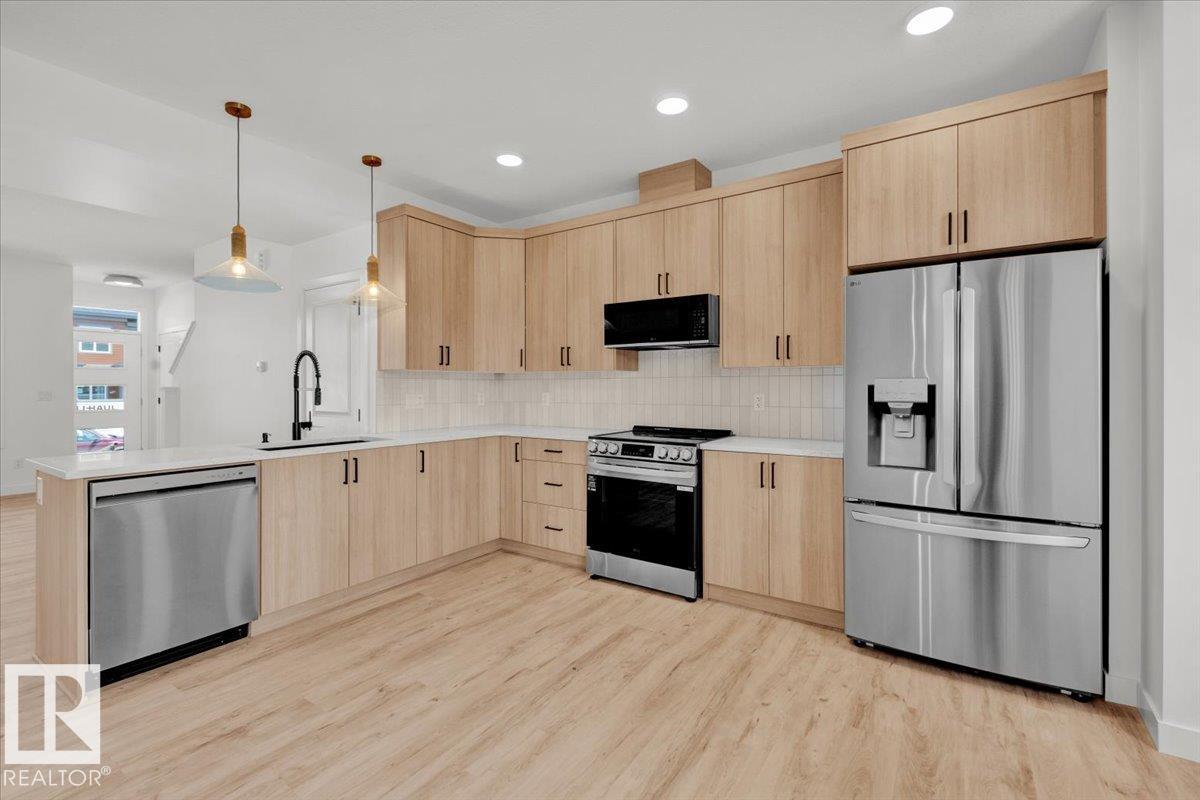 1323 Keswick Dr Sw, Edmonton, Alberta  T6W 4V8 - Photo 8 - E4468365