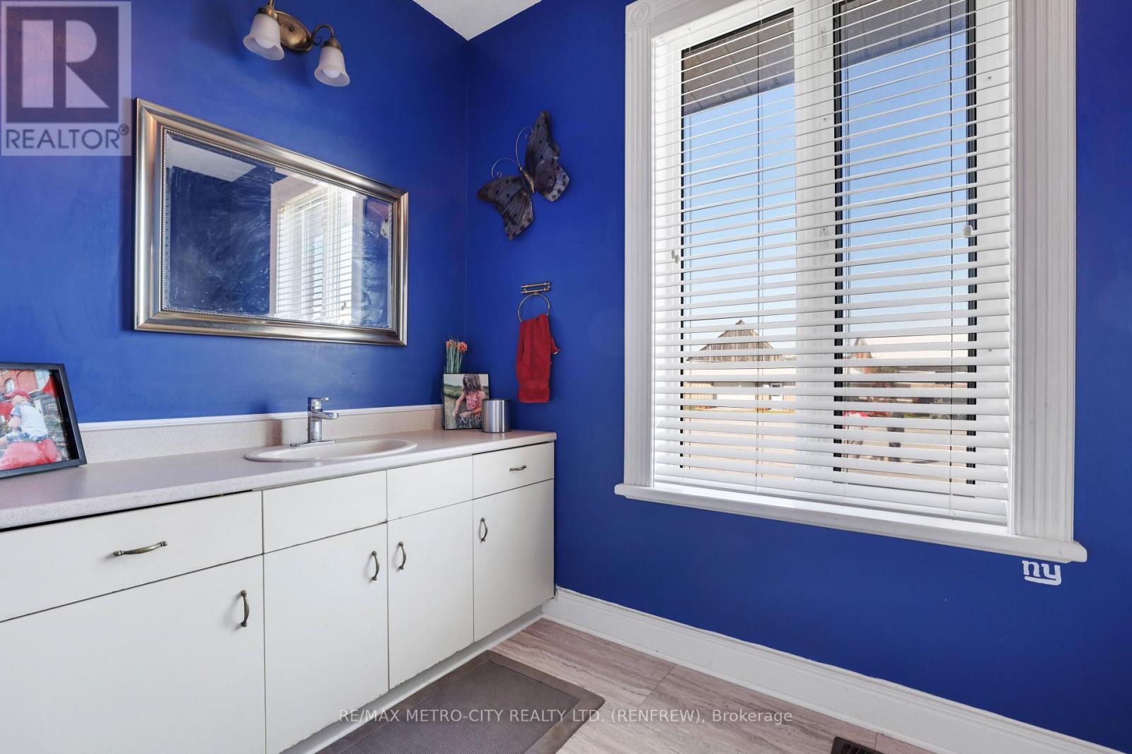 704 Clifford Side Road, Mcnab/braeside, Ontario  K7V 3Z4 - Photo 15 - X12641286