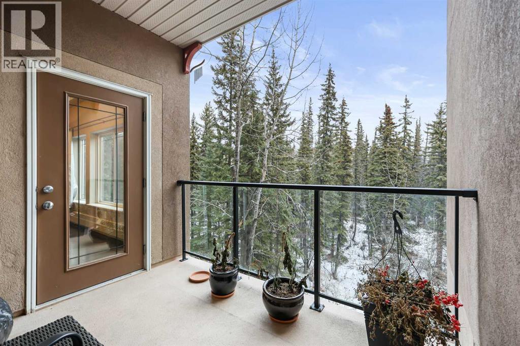 313, 20 Discovery Ridge Close Sw, Calgary, Alberta  T3H 5X4 - Photo 2 - A2273000