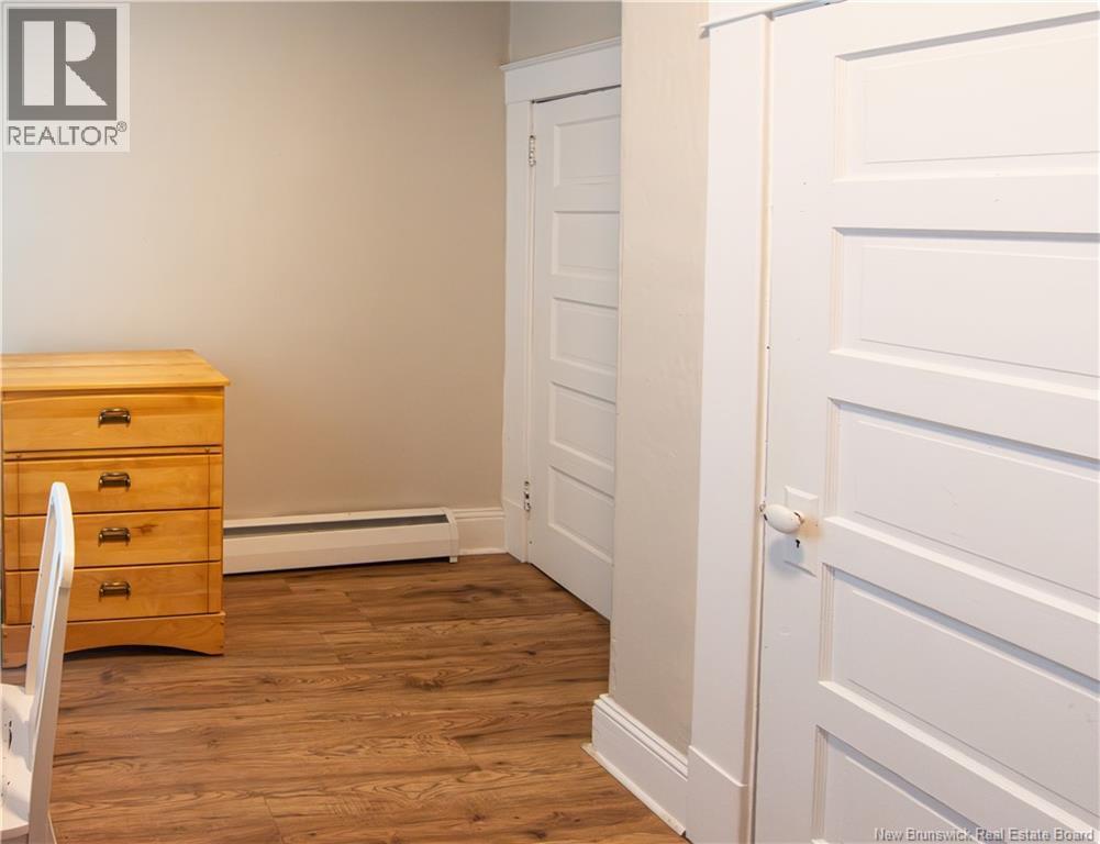 33-35 York, Moncton, New Brunswick  E1C 2Y3 - Photo 4 - NB131385