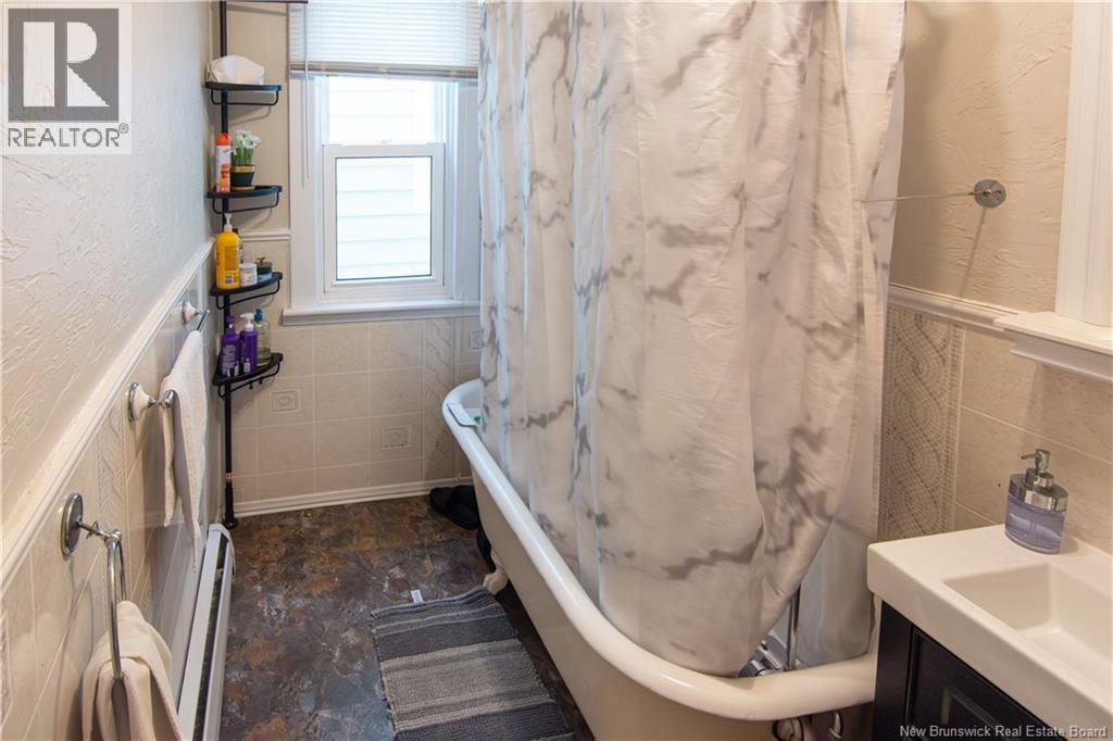 33-35 York, Moncton, New Brunswick  E1C 2Y3 - Photo 8 - NB131385