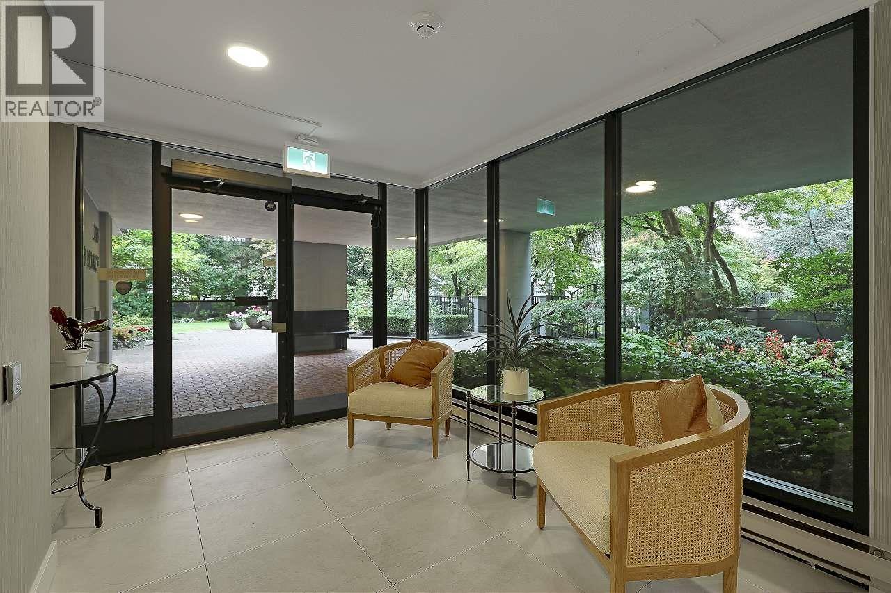 1202 2115 W 40th Avenue, Vancouver, British Columbia V6M 1W4 - Photo 4 - R3074407