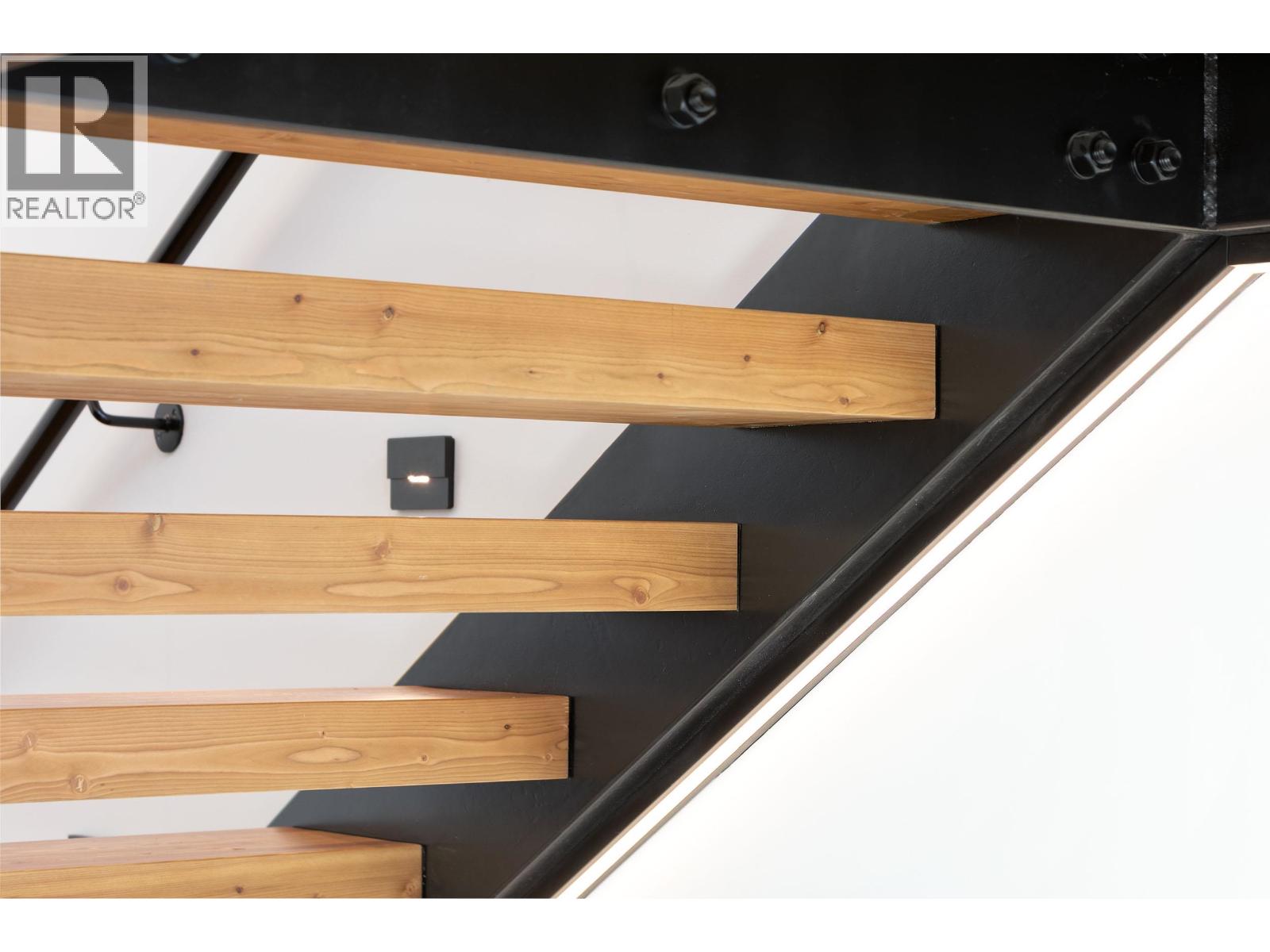 1600 Southlands Lane, Whistler, British Columbia V8E 0A2 - Photo 9 - R3074414