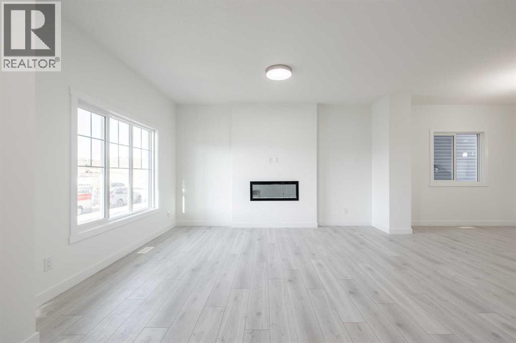 19 Appaloosa Way, Cochrane, Alberta  T4C 2M3 - Photo 4 - A2274581