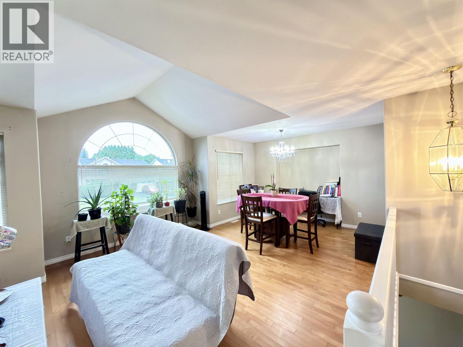 23225 124 Avenue, Maple Ridge, British Columbia V2X 1R6 - Photo 13 - R3074254