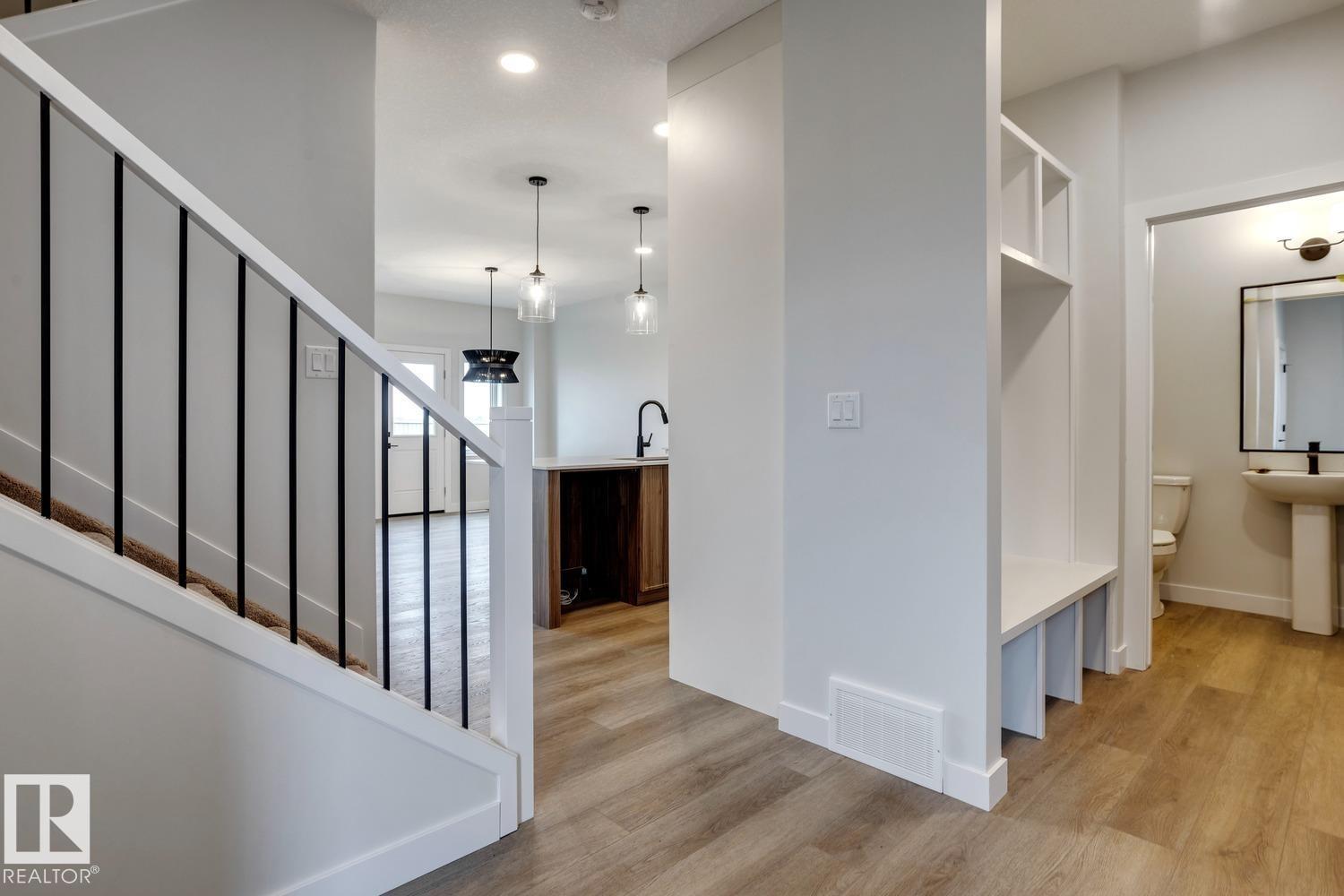 34 Ficus Wy, Fort Saskatchewan, Alberta  T8L 0Z6 - Photo 3 - E4468366