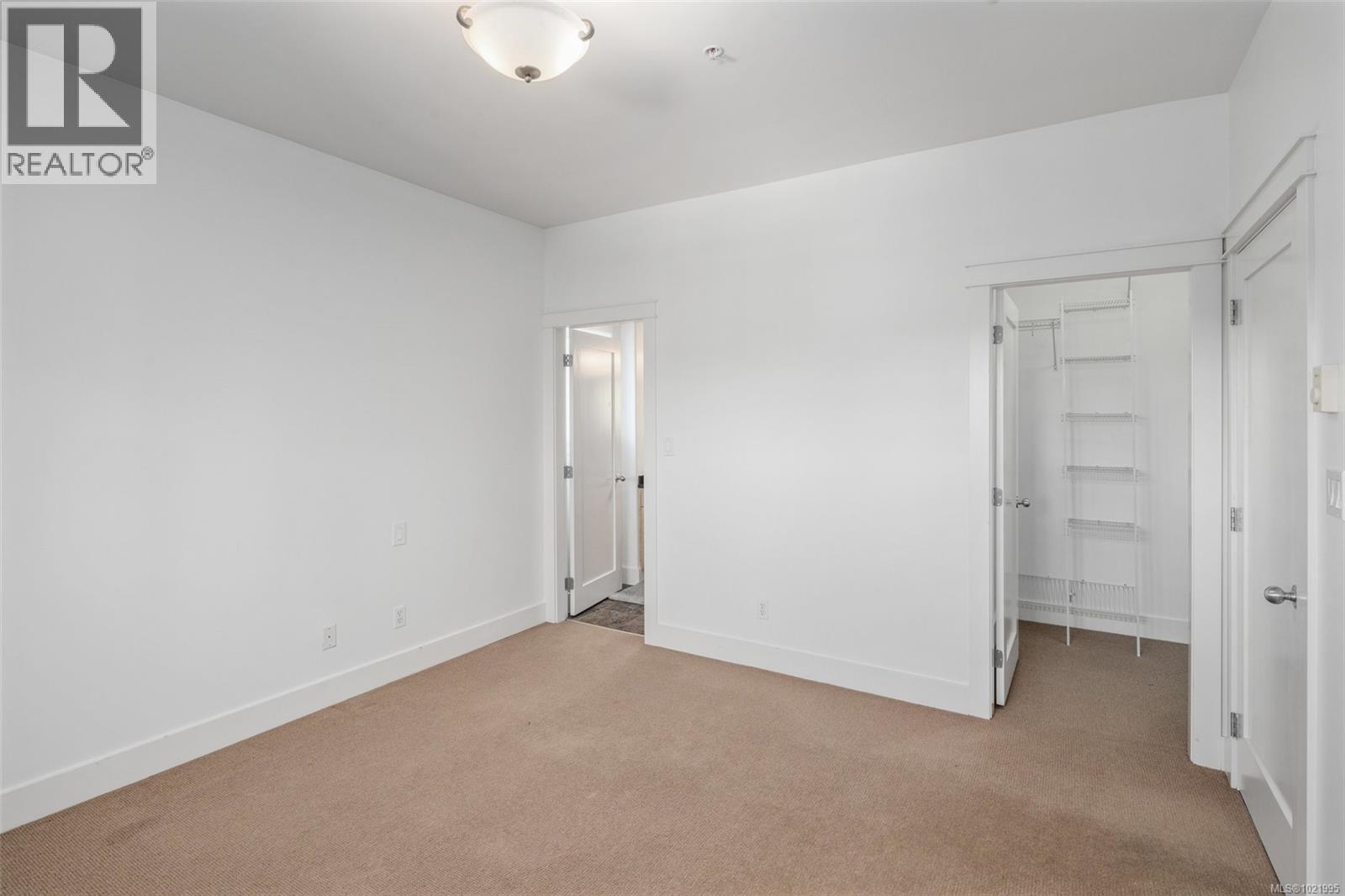 307 3915 Carey Rd, Saanich, British Columbia  V8Z 1Z6 - Photo 21 - 1021995