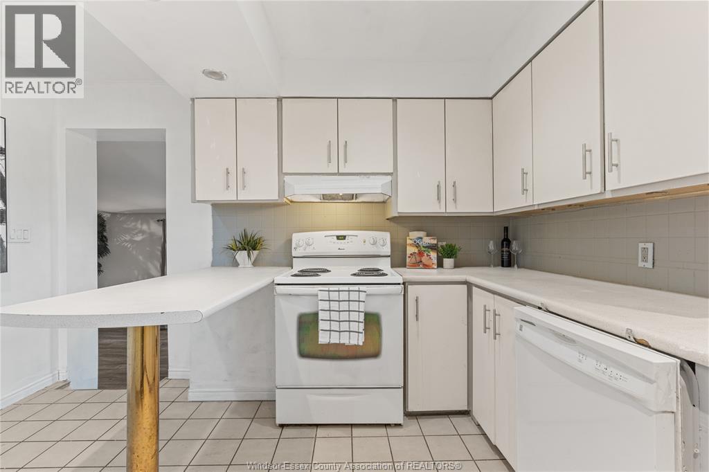 905 St Mary's, Windsor, Ontario N8S 2V1 - Photo 12 - 25031460