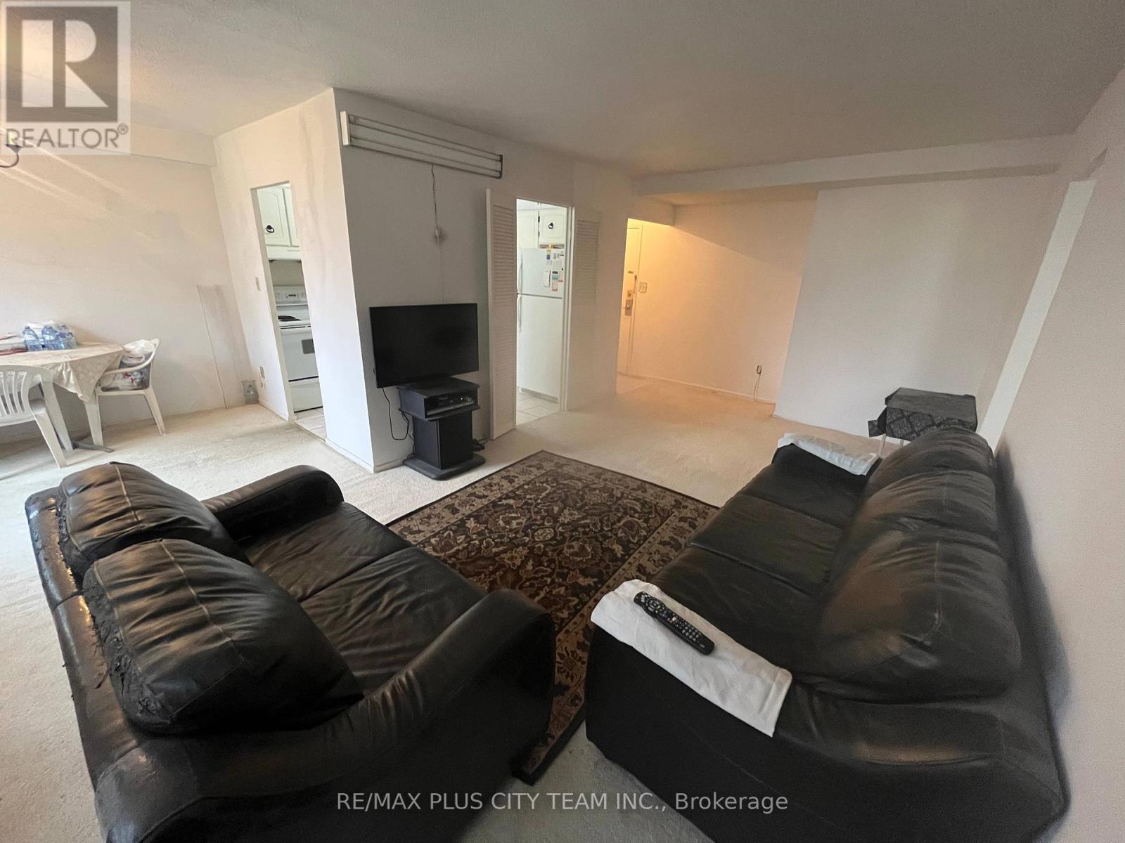 909 - 10 Edgecliff Golfway, Toronto, Ontario  M3C 3A3 - Photo 2 - C12641252