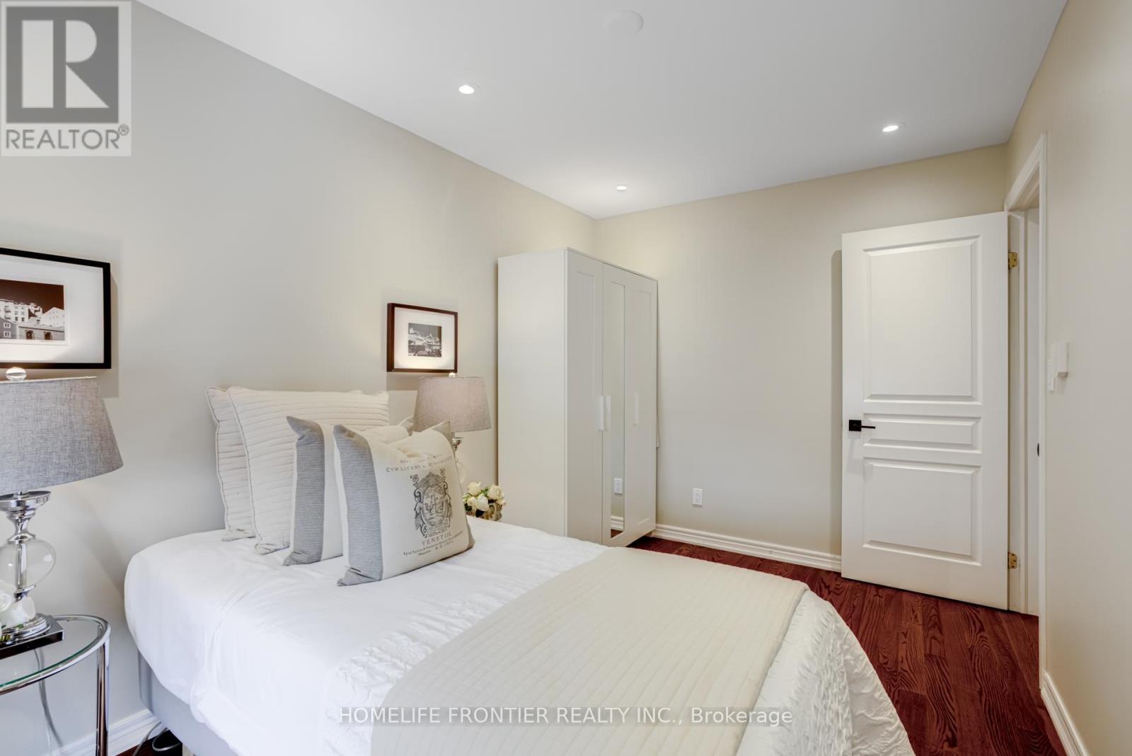 4 - 22 Balmoral Avenue, Toronto, Ontario  M4V 1J4 - Photo 29 - C12641274