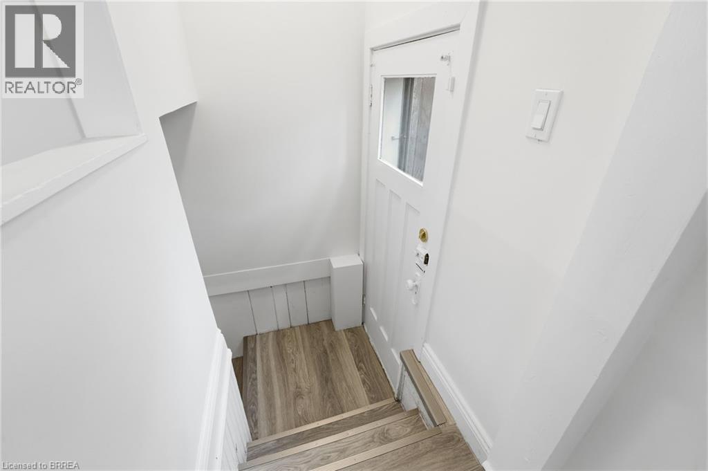 12 St James Street, Brantford, Ontario  N3T 3Z5 - Photo 18 - 40790821