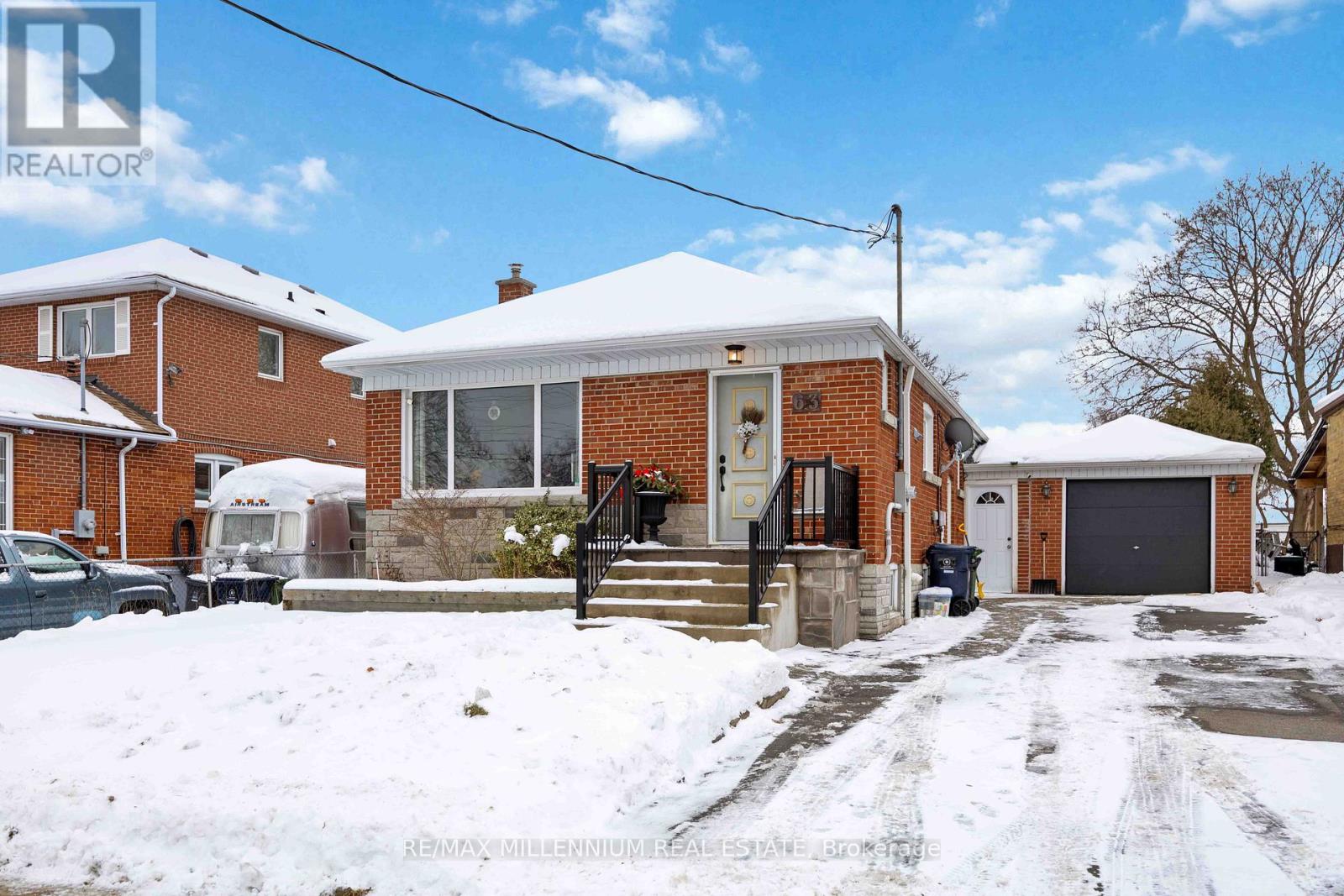 63 Exford Drive, Toronto, Ontario  M1P 1M2 - Photo 2 - E12641272