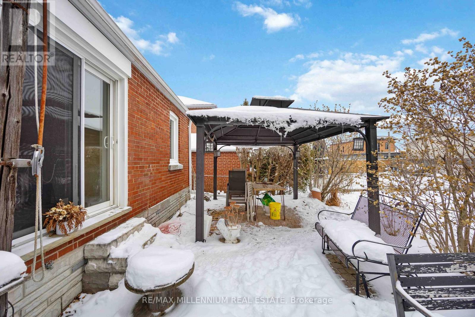 63 Exford Drive, Toronto, Ontario  M1P 1M2 - Photo 34 - E12641272