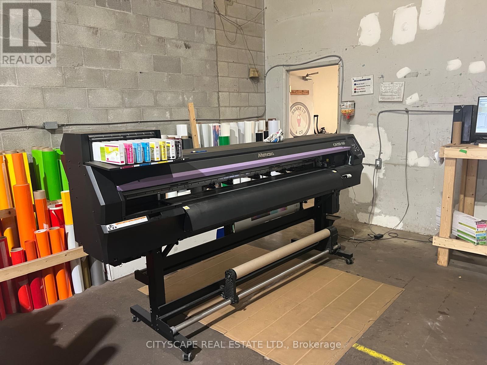 5 - 2430 Lucknow Drive, Mississauga, Ontario  L5S 1V3 - Photo 3 - W12639544