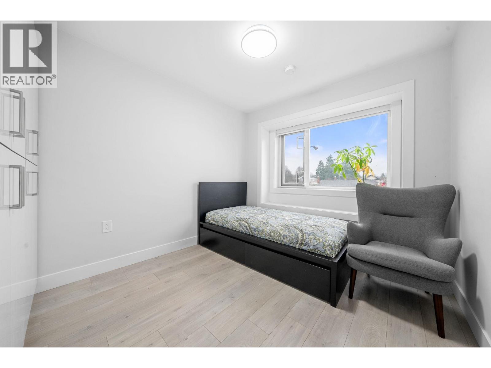 6751 Knight Street, Vancouver, British Columbia V5P 2W4 - Photo 17 - R3073739