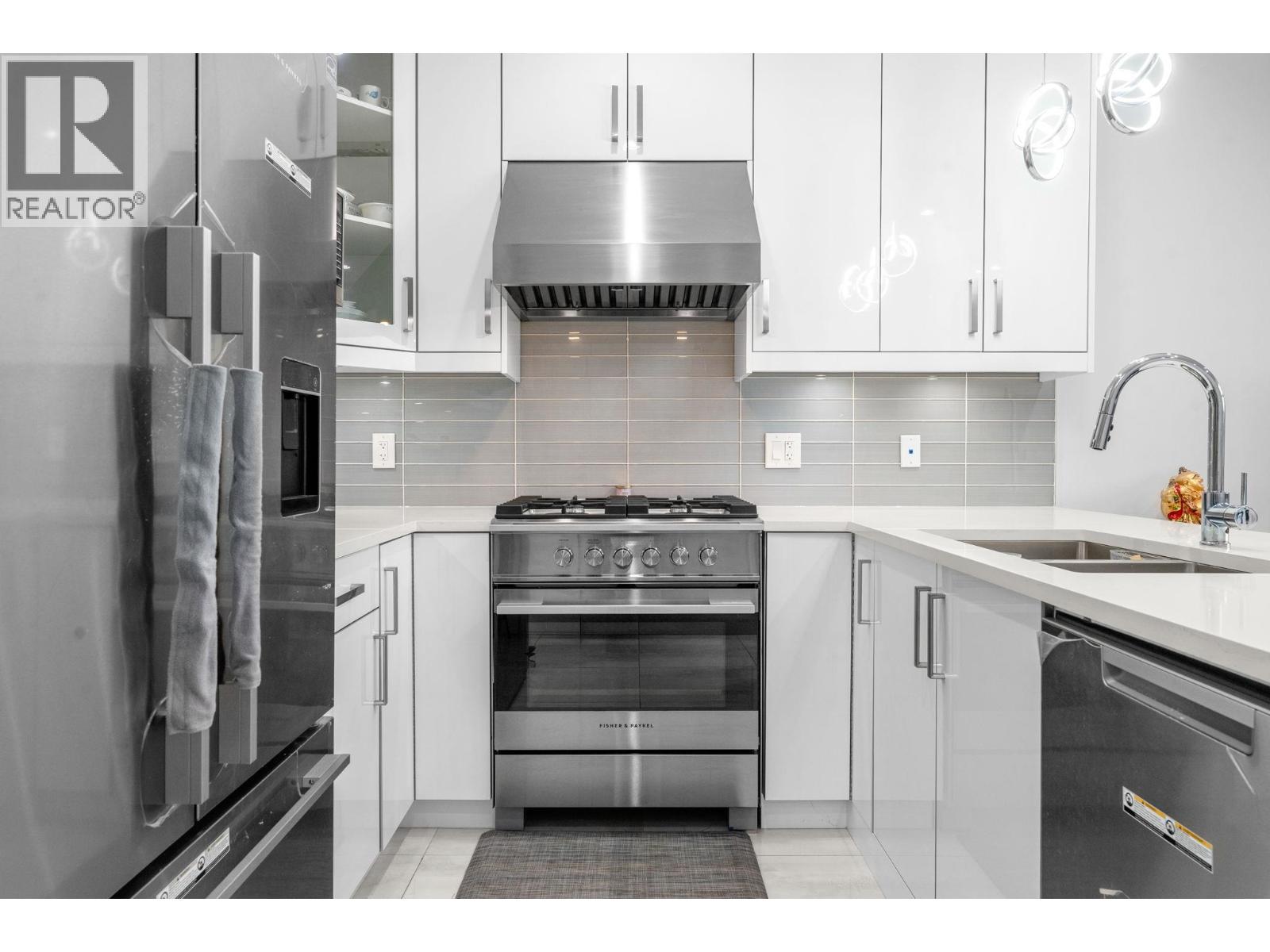 6751 Knight Street, Vancouver, British Columbia V5P 2W4 - Photo 11 - R3073739