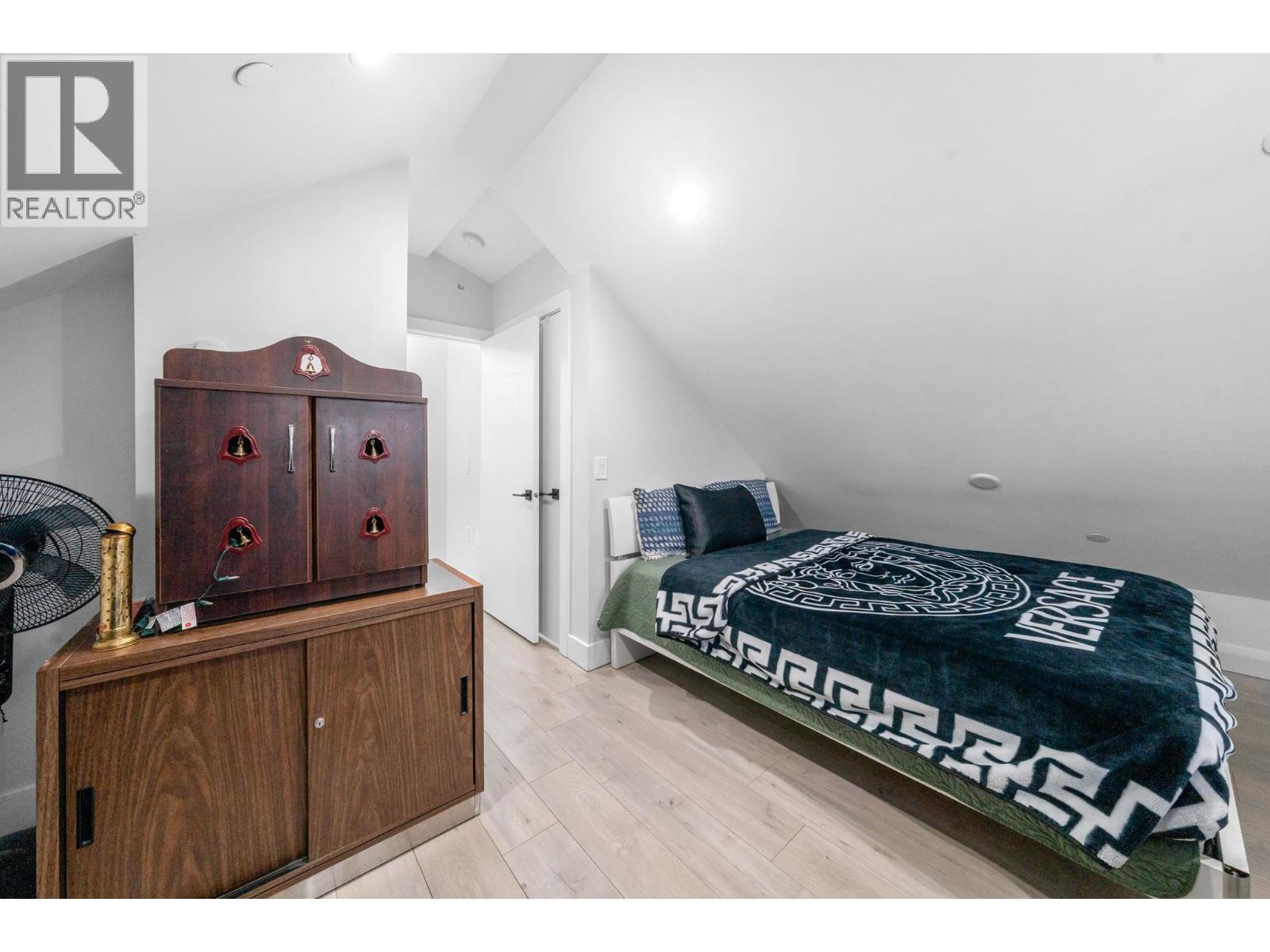 6751 Knight Street, Vancouver, British Columbia V5P 2W4 - Photo 26 - R3073739