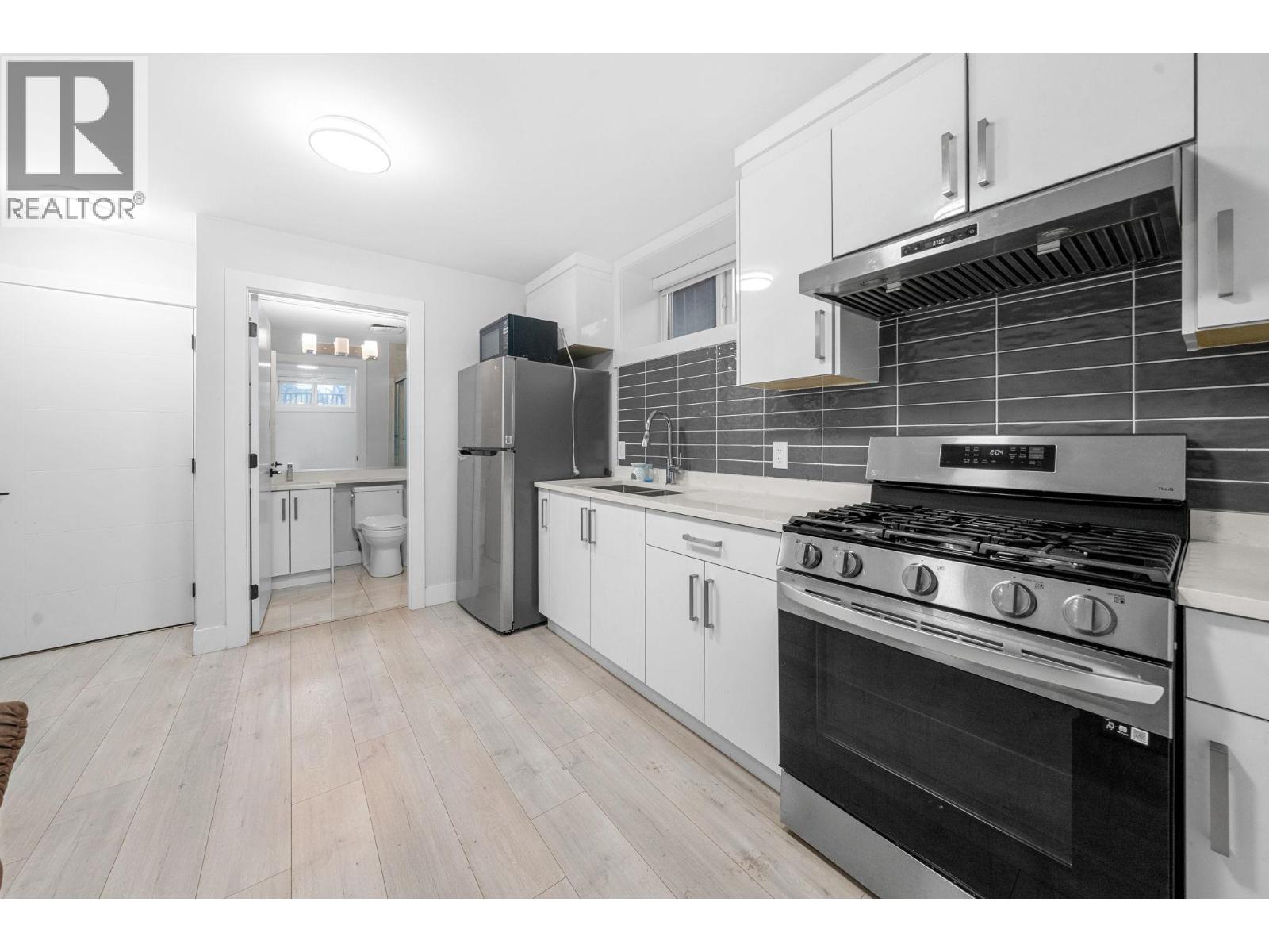 6751 Knight Street, Vancouver, British Columbia V5P 2W4 - Photo 29 - R3073739