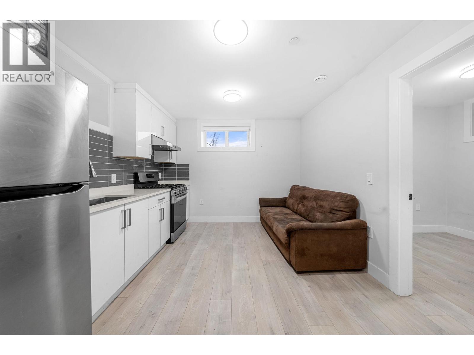 6751 Knight Street, Vancouver, British Columbia V5P 2W4 - Photo 32 - R3073739