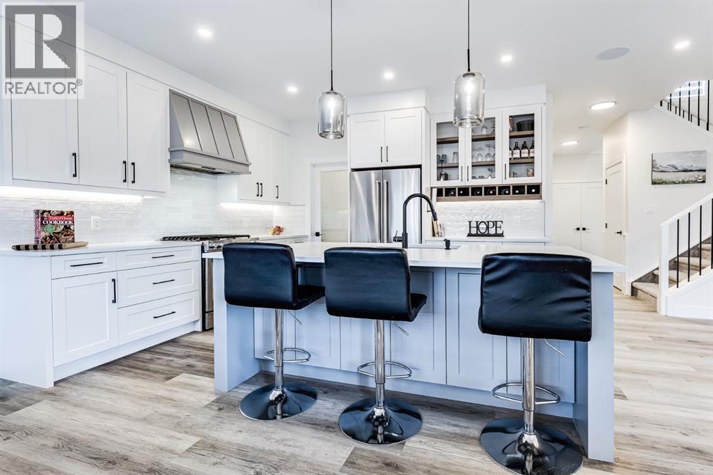 714 Mandalay Link, Carstairs, Alberta  T0M 0N0 - Photo 9 - A2275610