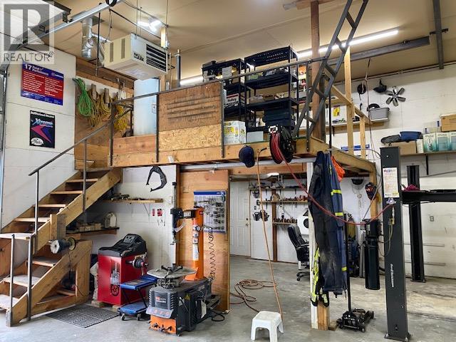 1406 Huckleberry Drive, Sorrento, British Columbia  V0E 2W1 - Photo 63 - 10371076