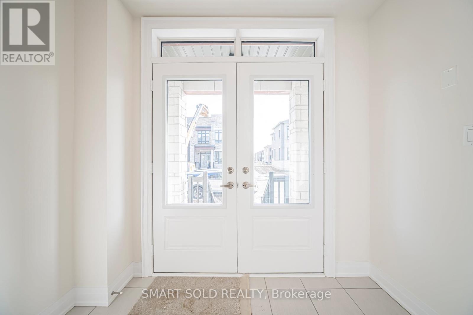 40 Mindanao Avenue, Markham, Ontario  L6C 3T5 - Photo 4 - N12641276