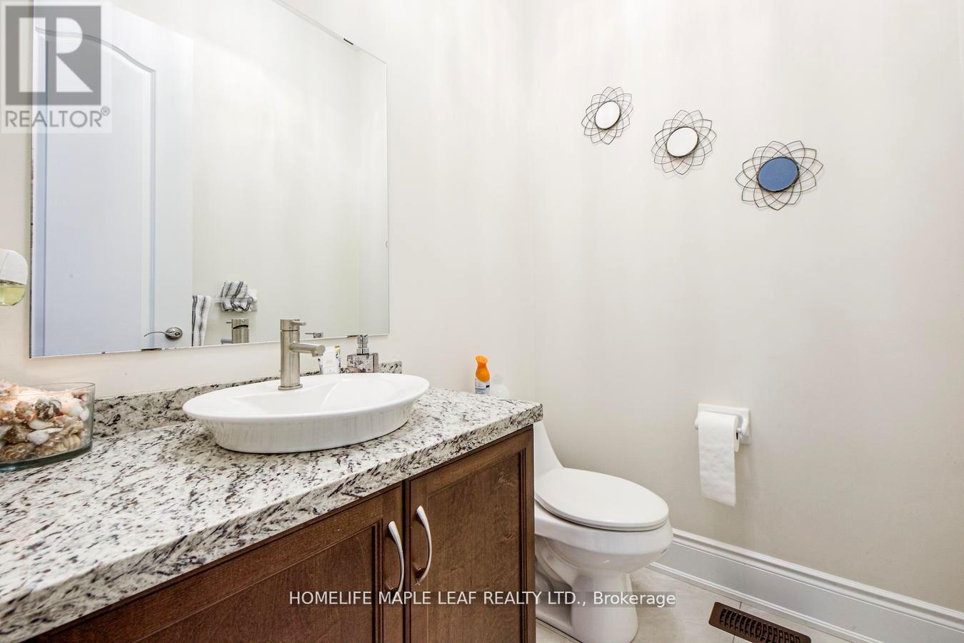 42 Foothills Crescent, Brampton, Ontario  L6P 4G9 - Photo 19 - W12641282