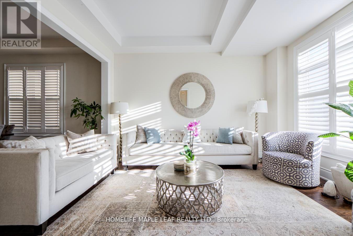 42 Foothills Crescent, Brampton, Ontario  L6P 4G9 - Photo 8 - W12641282