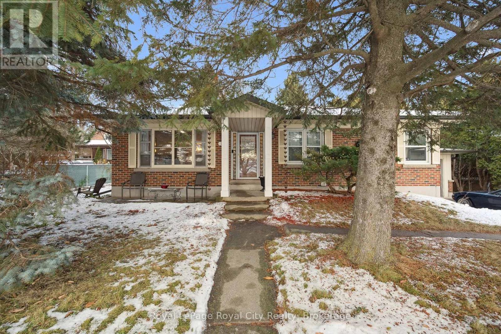 107 WESTMOUNT ROAD, Guelph, Ontario