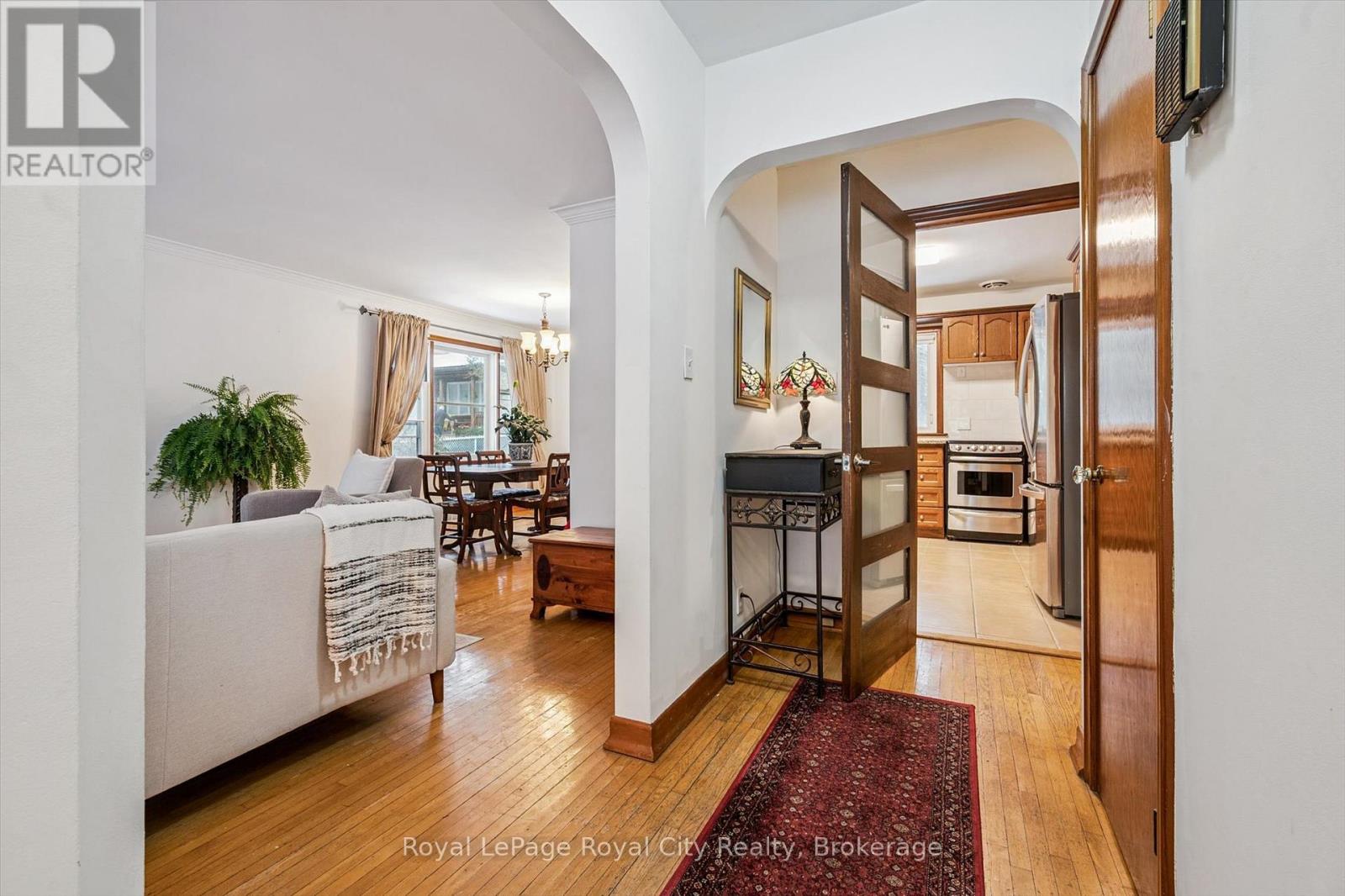 107 Westmount Road, Guelph, Ontario N1H 5J2 - Photo 10 - X12641352