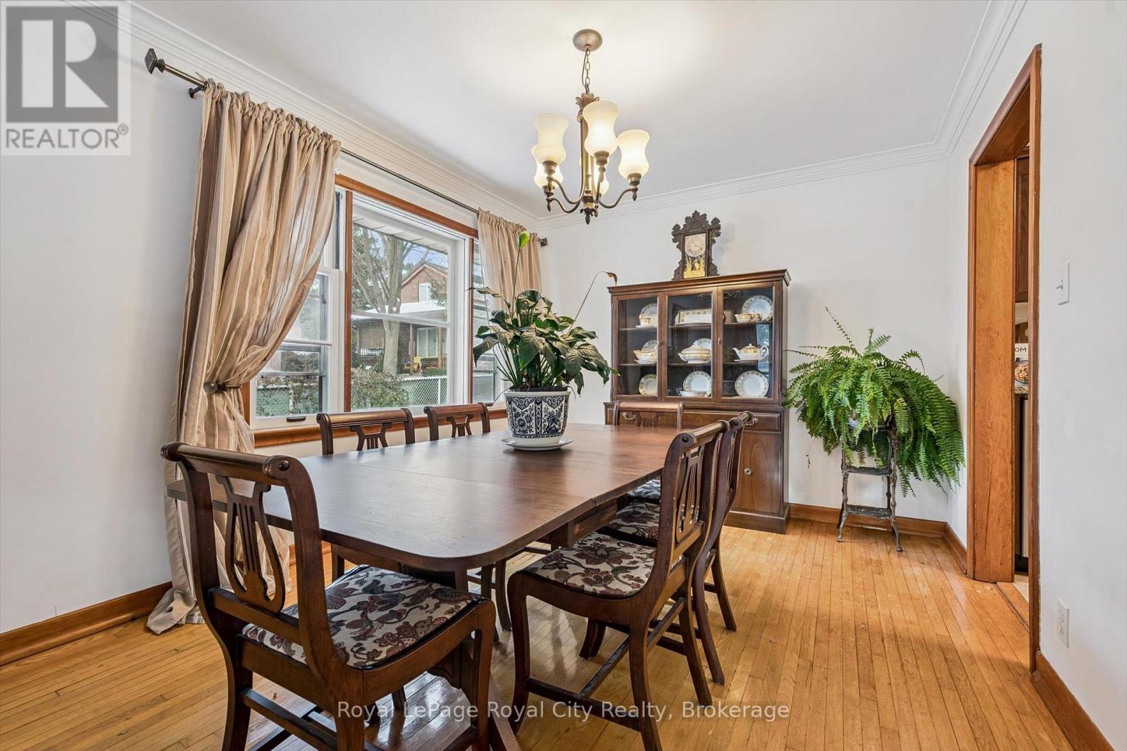 107 Westmount Road, Guelph, Ontario N1H 5J2 - Photo 16 - X12641352