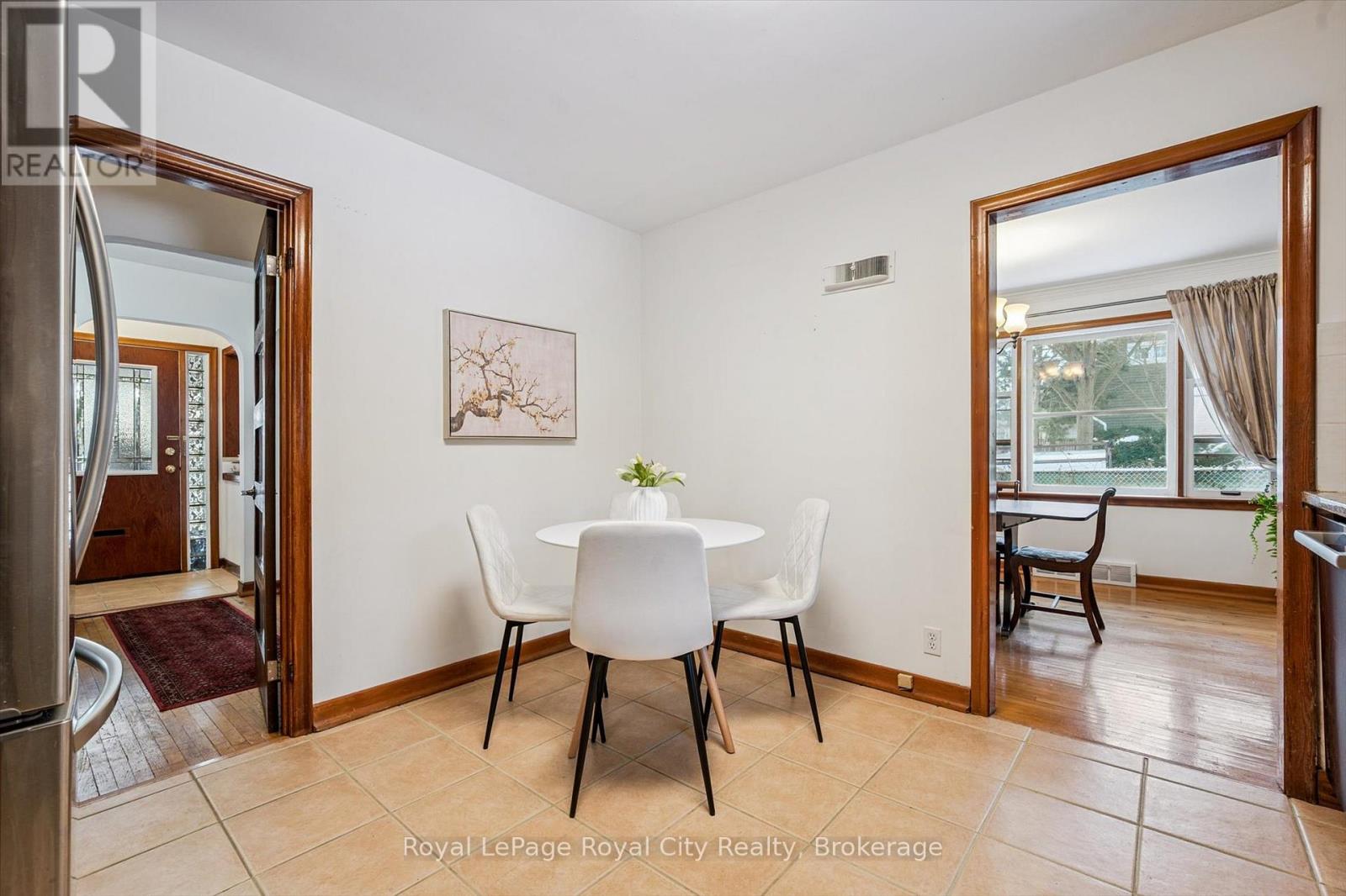 107 Westmount Road, Guelph, Ontario N1H 5J2 - Photo 22 - X12641352