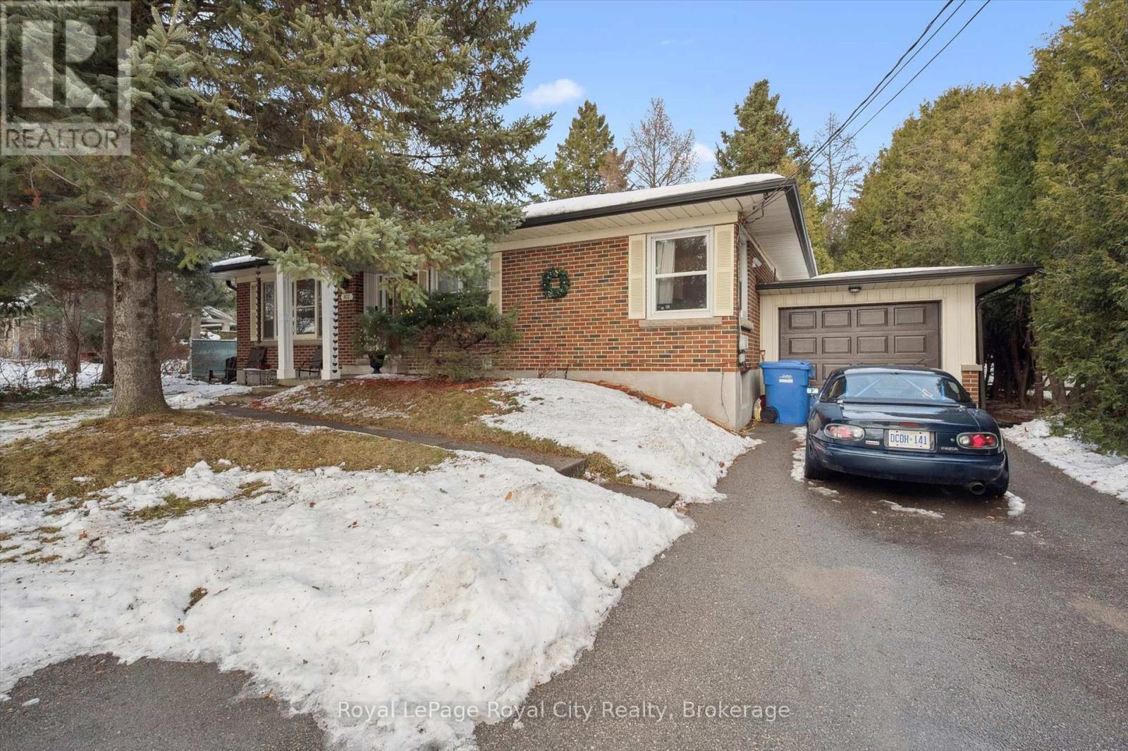 107 Westmount Road, Guelph, Ontario N1H 5J2 - Photo 7 - X12641352