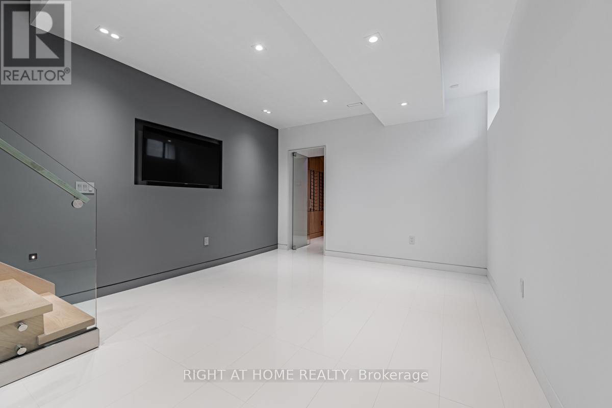 677 Huron Street, Toronto, Ontario  M5R 2R8 - Photo 41 - C12412850