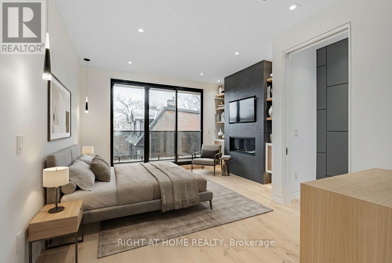 677 Huron Street, Toronto, Ontario  M5R 2R8 - Photo 6 - C12412850