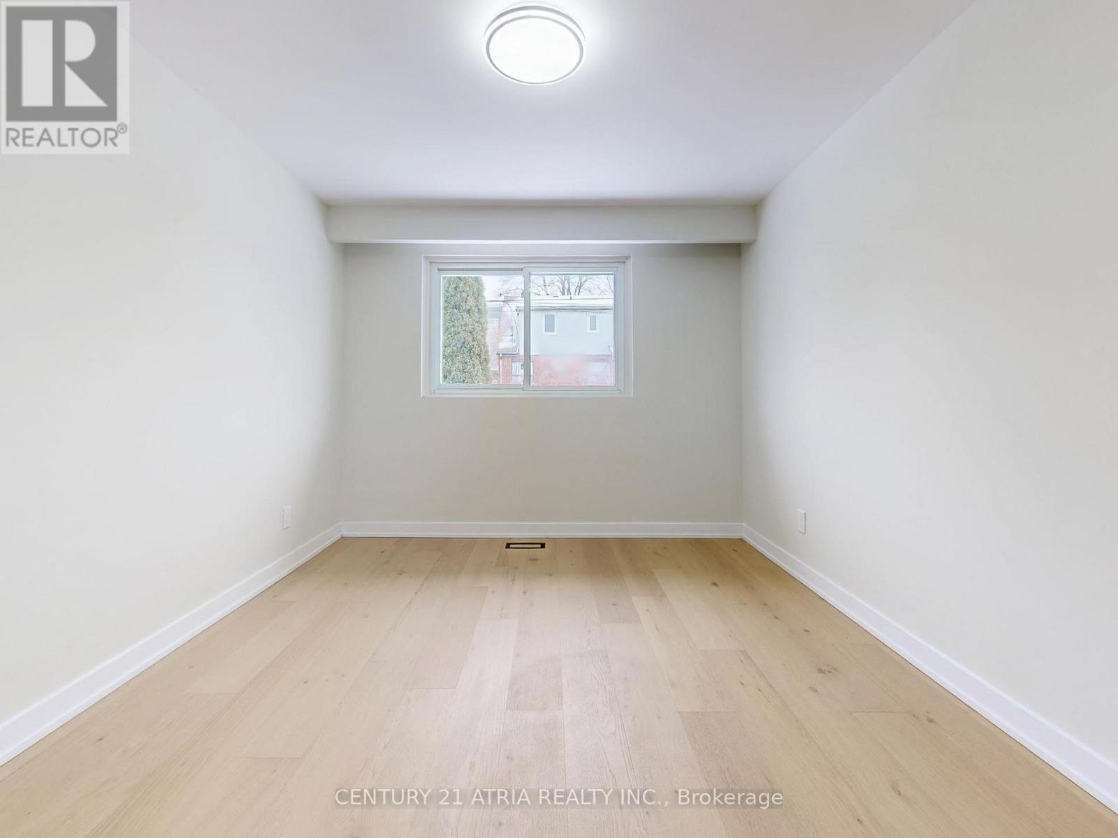 57 Saddle Ridge Drive, Toronto, Ontario  M4A 1Z6 - Photo 12 - C12641170