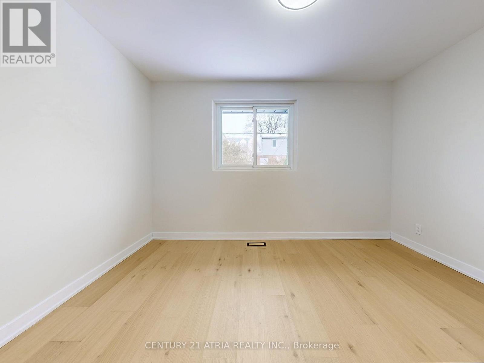 57 Saddle Ridge Drive, Toronto, Ontario  M4A 1Z6 - Photo 14 - C12641170