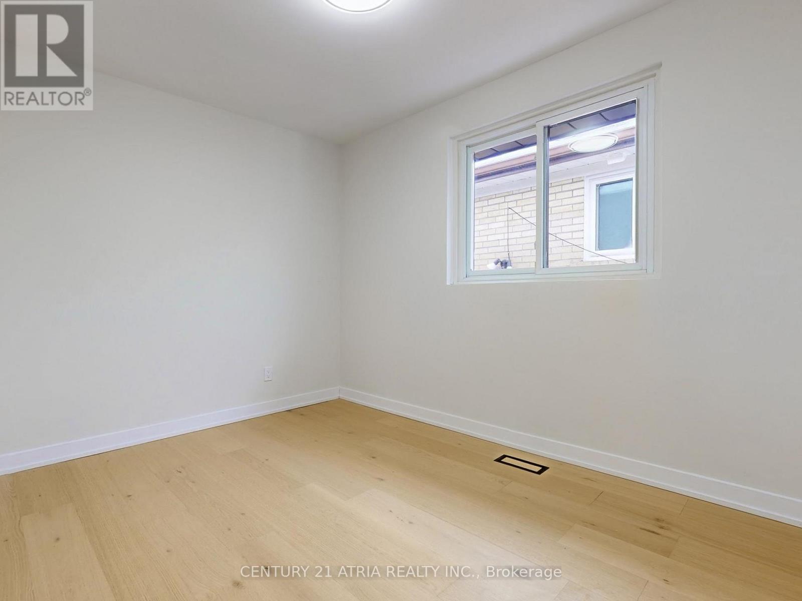 57 Saddle Ridge Drive, Toronto, Ontario  M4A 1Z6 - Photo 15 - C12641170